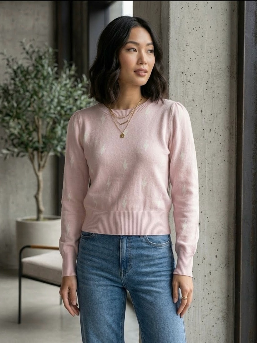 Society 212 Blush Pink Lightning Bolt Sweater L